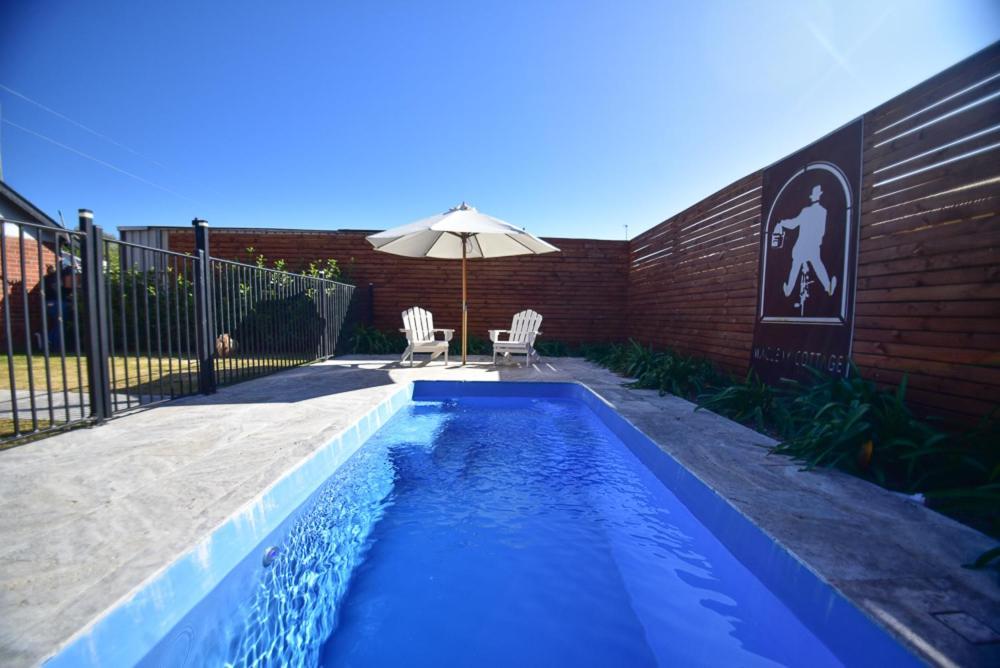 Macleay Cottage With Plunge Pool And Local Arts Dubbo Buitenkant foto