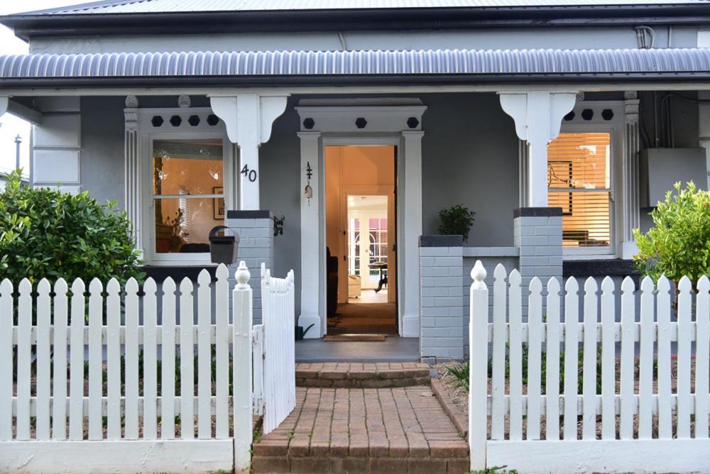 Macleay Cottage With Plunge Pool And Local Arts Dubbo Buitenkant foto